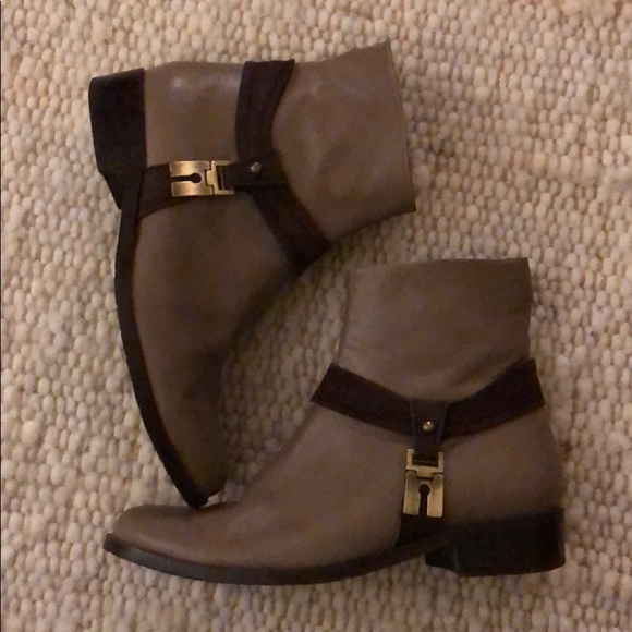 Leather and Suede Booties Great Condition - Picture 1 of 7